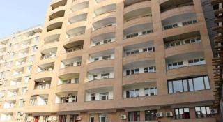 Nice 2 Bedroom apt near Republic Square with a Balcony - 1