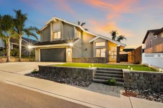 Entire Private Home with 4 Bedrooms and 2 Bathrooms, Garage, Gated Lot, Get 2 Homes in Rancho, Available Now - 8