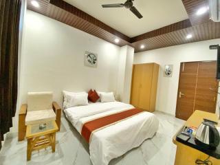 Luxe Stay's l Luxury Apartments - 1