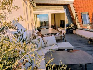 Exklusive Familienoase mit Dachterrasse, Sauna und Entertainment - 0