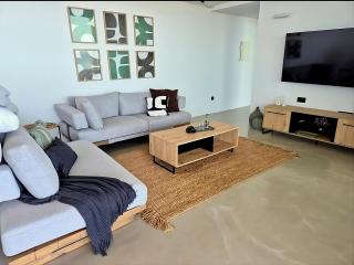 The Cliff Residences - 9