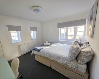 Seamoor Lane Sanctuary - 9