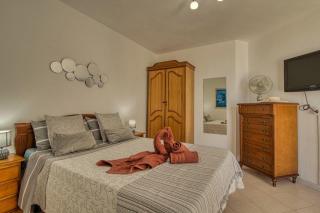 Penthouse con Vistas al Mar, Terraza, Jacuzzi y Piscina en Playa Fañabé - 2