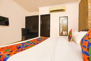 FabHotel Golden Palm - 7