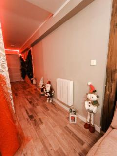 Paradise and Love Room - 8