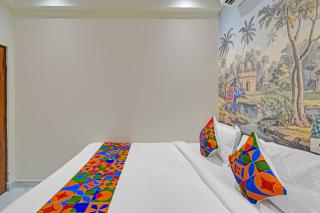 FabHotel Broholic Stay Inn - 6