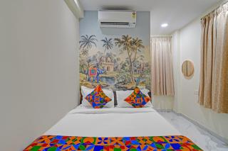 FabHotel Broholic Stay Inn - 1