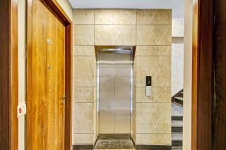 Townhouse Golden Frame near sec 62 noida - 4