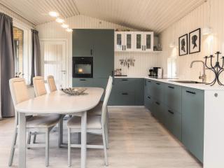 Middelfart Home- nearby free waterpark access - 6