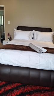 Edenpark 2 Bedroom Villa - 9