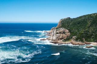 302 Seahorse - Premium 2 Bedroom Unit with Pool & Parking - 9