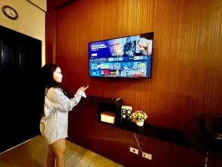 Axon Cozy Modern House Grey Near The Walking Street - 1