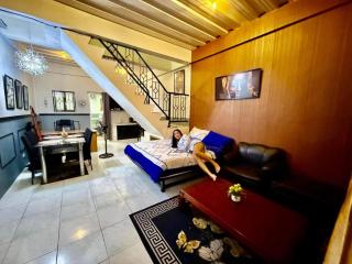 Axon Cozy Modern House Grey Near The Walking Street - 5