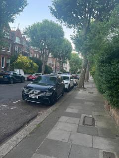 Cosy Double in Queens Park - 6