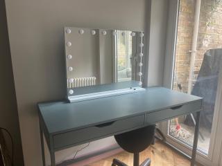 Cosy Double in Queens Park - 2