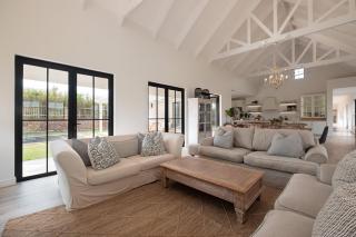 Luxury Home with Comforts - 0