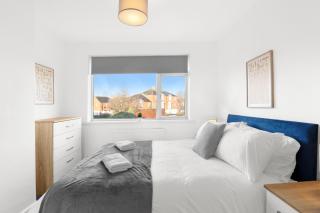 Perfect Booking 5 min Drive To Blyth Beach - 8