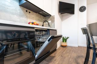 10 minutes to Venice, for 7, new & fully equipped - 4