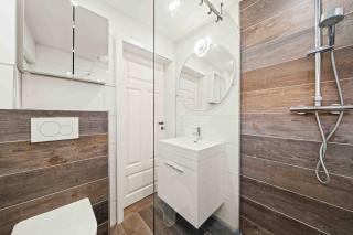 Silvia, zentrales Ferienhaus mit 2 Schlafzimmern, Terrasse, Hund willkommen! - 1