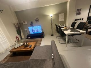 Koukaki Urban Retreat, Steps from the Acropolis - 6