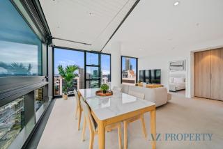 Perth Luxury Apartment with Pool & Gym Modern Living in the City Centre - 4