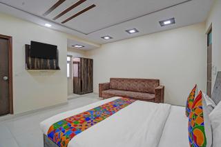 FabHotel The Taj Majestic - 3