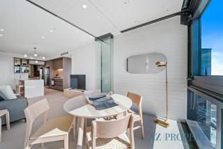 Brand new Luxurious 1 Bedroom Perth CBD - 1
