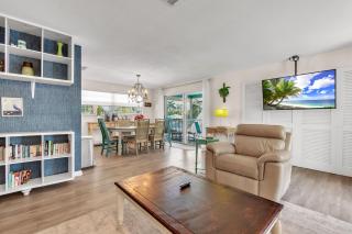 Relax On The Rocks - 3