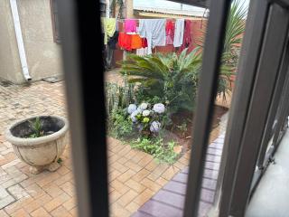 The Elegant Retreat of The Silver Room - 3