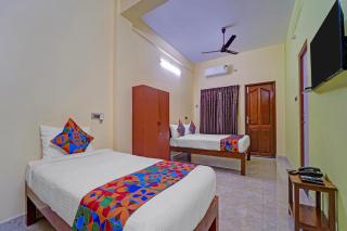 FabHotel Martine's Residency - French Colony, 5 Mins from Rock Beach - 7