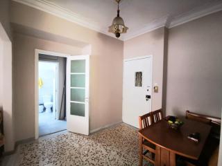 Plato's apartment sleeps up to 5 - 3