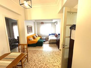 Plato's apartment sleeps up to 5 - 8