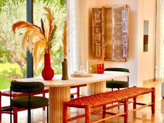 Villa K, Heated Pool, Prestigious Location - 2