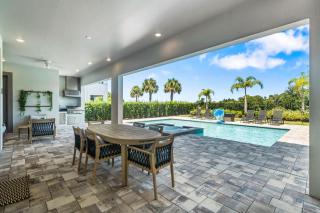 BD016J - Tropical Bear's Den Oasis With Amazing Games Room at Reunion - 7