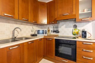 GuestHost - Domu Mea - 4