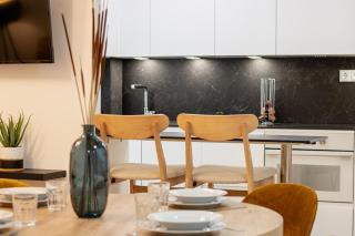 Modern Comfort in the Heart of Zaragoza - 1