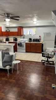 Cozy & Spacious Private Basement - 5