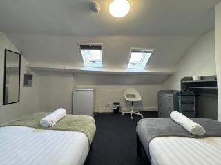 St James's Terrace Studio Rooms - 5