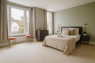 Beautiful Five-Bedroom House near Hammersmith - 9