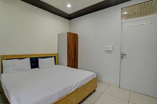 Super Hotel O Krishna Guest House & PG - 3