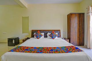 FabHotel JAS Holidays - 5