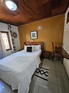 APPARTs HOTEL MIREILLE - Jaunde - 0