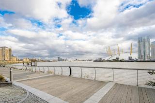 Cosy Retreat in Canary Wharf - 8