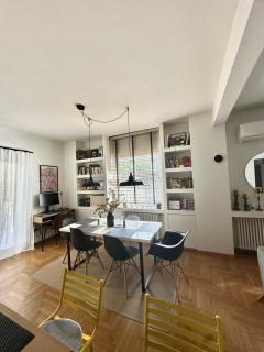 Athenian Coastal Urban Living - 7