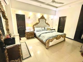 Beautiful Apartment - 2