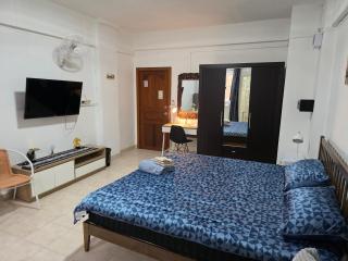 Monkey Apartment 38 - 6