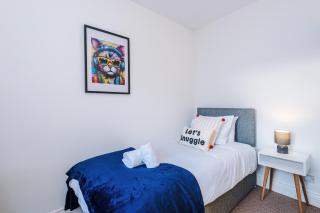 4-BR Bungalow 2 Baths Driveway Short & Long Stays - 7