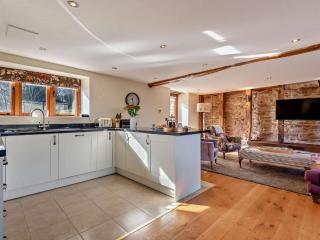 3 Bed in Leominster 50507 - 4