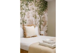 Swieqi Best Location, Stay Close to Bars, Food & Nightlife - 2