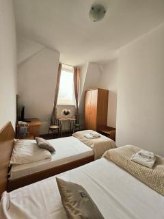 Pokoje gościnne Słowiańska Słońsk (restauracja) - 3